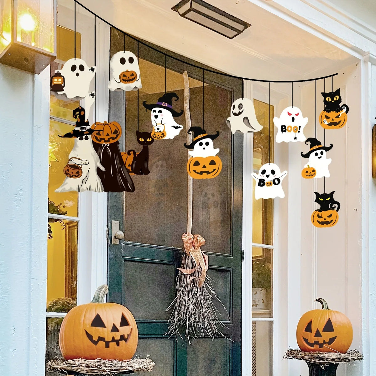 Hanging Halloween Ornaments (12 Pc)